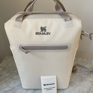 Stanley Madeline Mini Backpack Cooler 14L